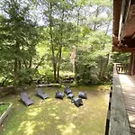 Le Montagnard En Bois *