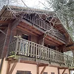 Le Montagnard En Bois لابْريسْ