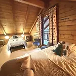 Le Montagnard En Bois شاليه