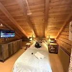 Le Montagnard En Bois شاليه