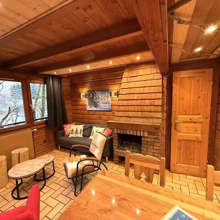 Alpstuga Le Montagnard En Bois *