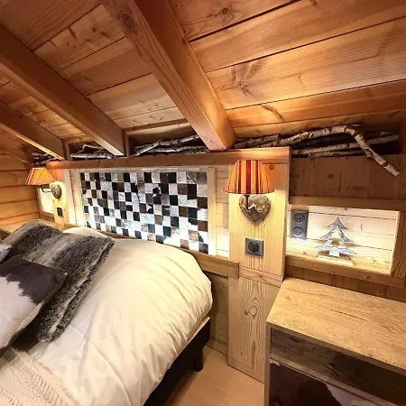 Le Montagnard En Bois *