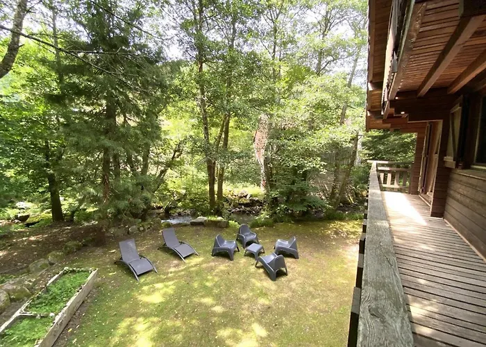 Le Montagnard En Bois *