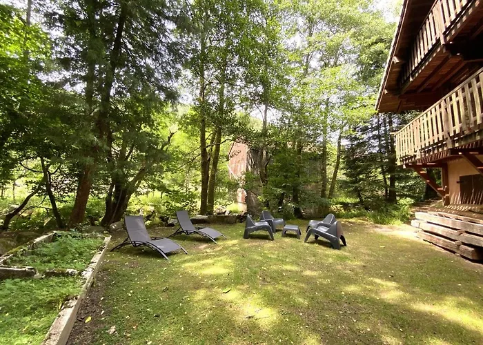 Le Montagnard En Bois Horská chata